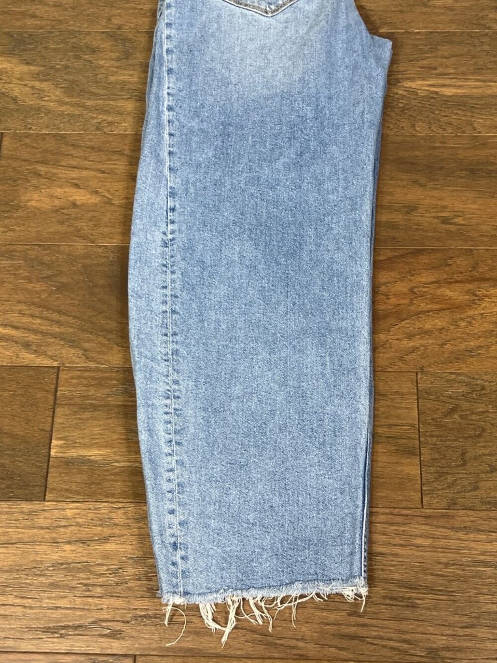 FREE PEOPLE x DRIFTWOOD Parker Love Note Embroidered Barrel Jeans Blue Sz 26 EUC - Picture 2 of 7